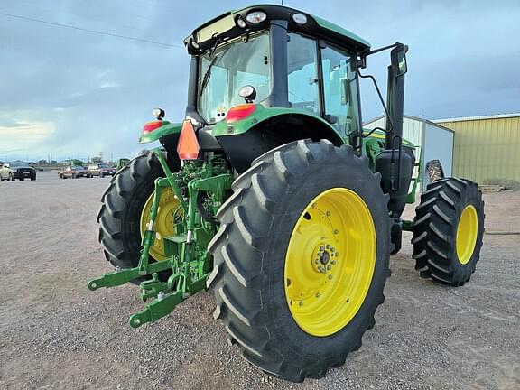 Image of John Deere 6155M equipment image 4