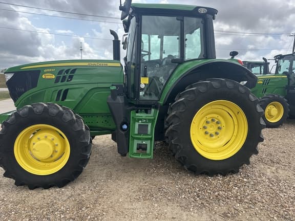 Image of John Deere 6155M equipment image 1