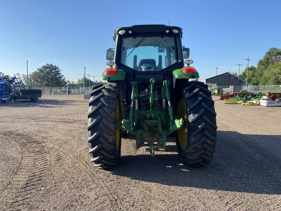 Image of John Deere 6155M equipment image 4