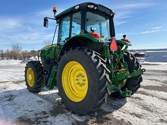 Image of John Deere 6155M equipment image 4