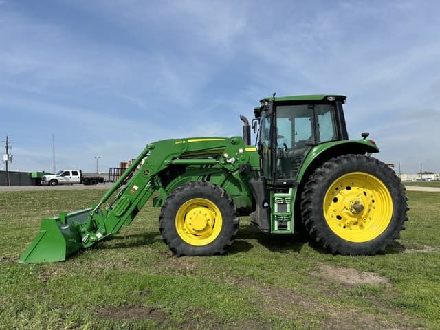 Image of John Deere 6155M equipment image 1