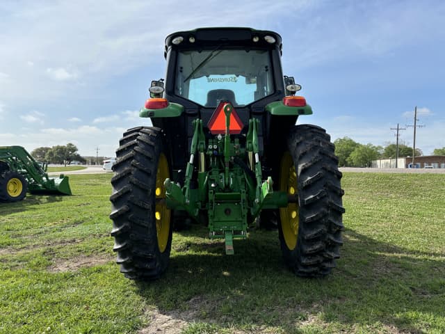 Image of John Deere 6155M equipment image 3
