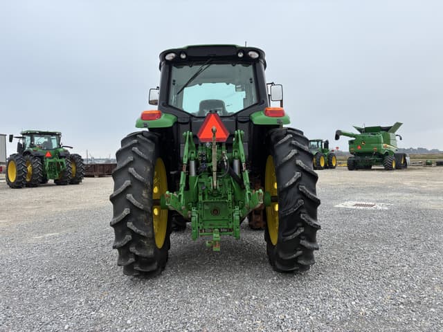 Image of John Deere 6155M equipment image 3