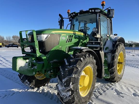 Image of John Deere 6155M equipment image 4