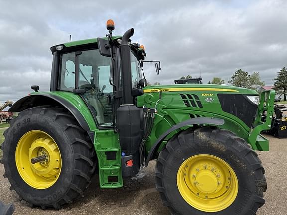 Image of John Deere 6155M equipment image 3
