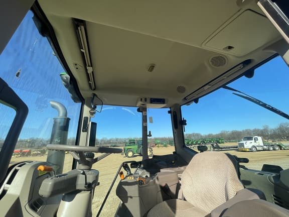 Image of John Deere 6155M equipment image 1