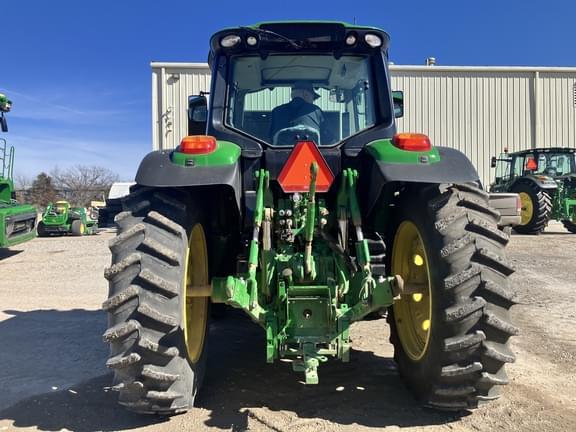 Image of John Deere 6155M equipment image 4