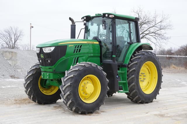 Image of John Deere 6155M equipment image 3