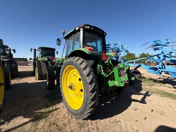 Image of John Deere 6155M equipment image 2