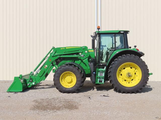 Image of John Deere 6155M equipment image 1