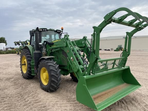 Image of John Deere 6155M equipment image 4