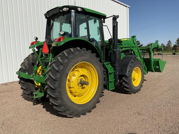 Image of John Deere 6155M equipment image 4