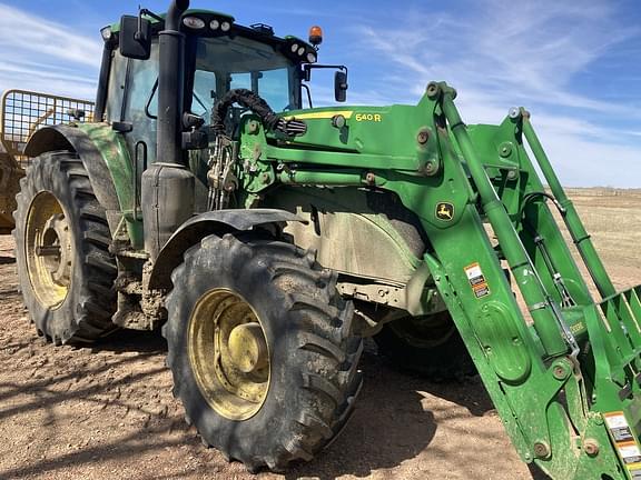 Image of John Deere 6155M equipment image 4