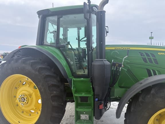 Image of John Deere 6155M equipment image 2