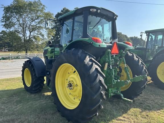 Image of John Deere 6155M equipment image 1