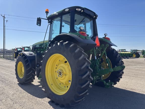 Image of John Deere 6155M equipment image 2