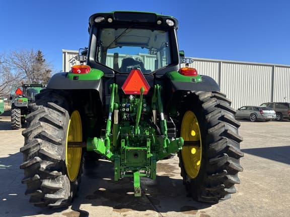 Image of John Deere 6155M equipment image 3