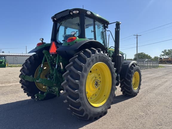 Image of John Deere 6155M equipment image 4