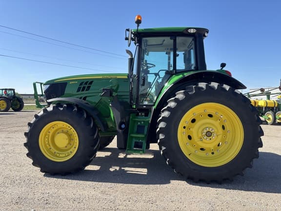 Image of John Deere 6155M equipment image 1