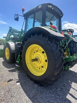 Image of John Deere 6155M equipment image 3