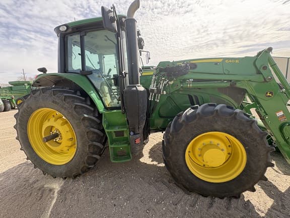 Image of John Deere 6155M equipment image 3