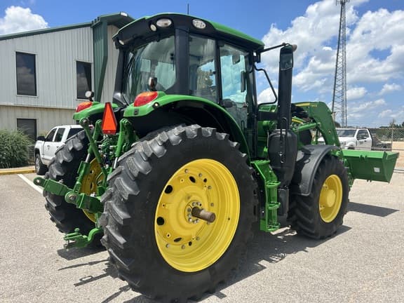 Image of John Deere 6155M equipment image 3
