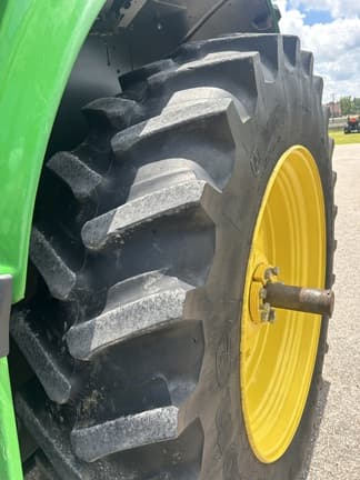 Image of John Deere 6155M equipment image 4