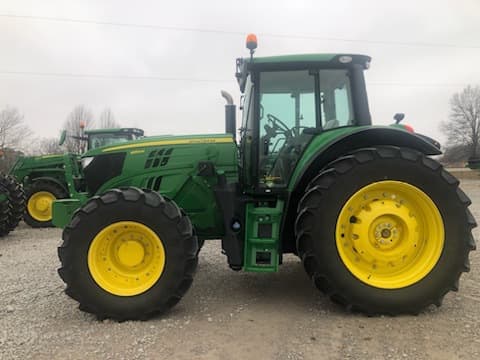 Image of John Deere 6155M equipment image 1