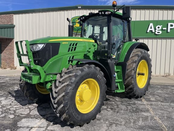 Image of John Deere 6155M equipment image 4