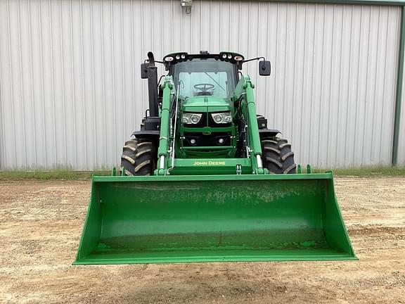 Image of John Deere 6155M equipment image 4