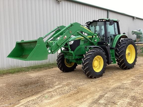 Image of John Deere 6155M equipment image 1