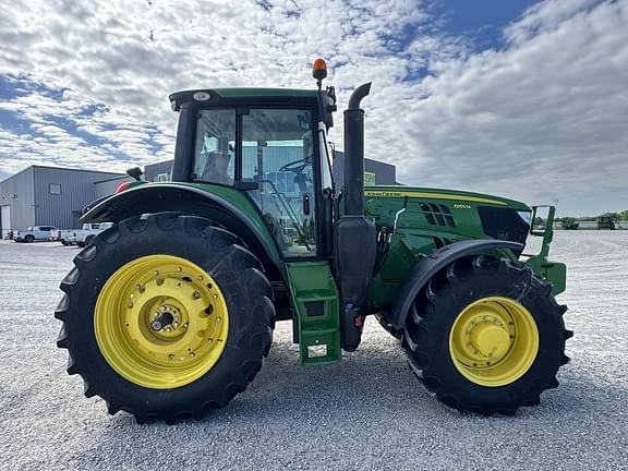 Image of John Deere 6155M equipment image 4