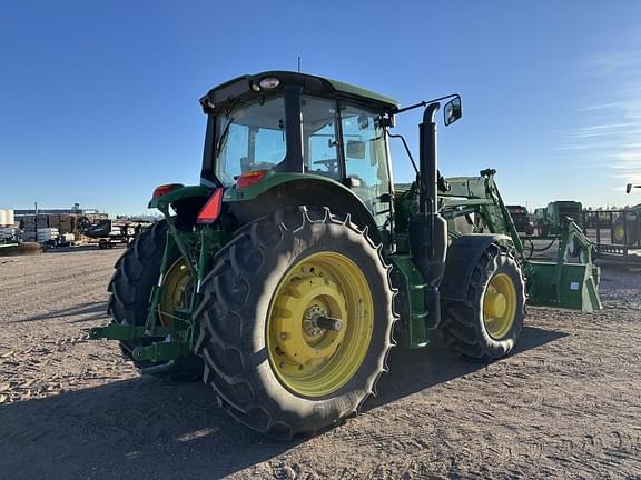 Image of John Deere 6155M equipment image 4