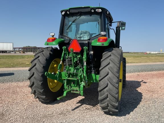 Image of John Deere 6155M equipment image 2