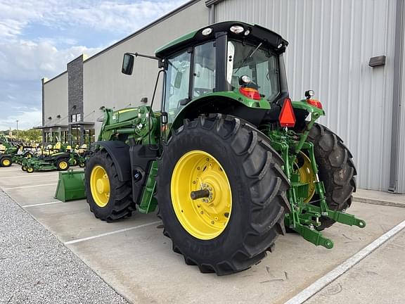 Image of John Deere 6155M equipment image 4