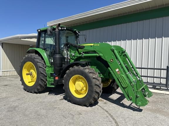 Image of John Deere 6155M equipment image 4