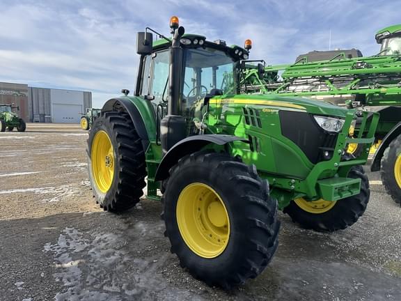 Image of John Deere 6155M equipment image 3