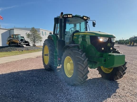 Image of John Deere 6155M equipment image 2