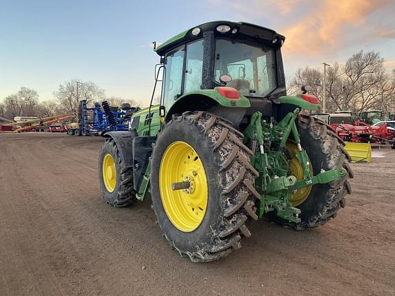 Image of John Deere 6155M equipment image 4