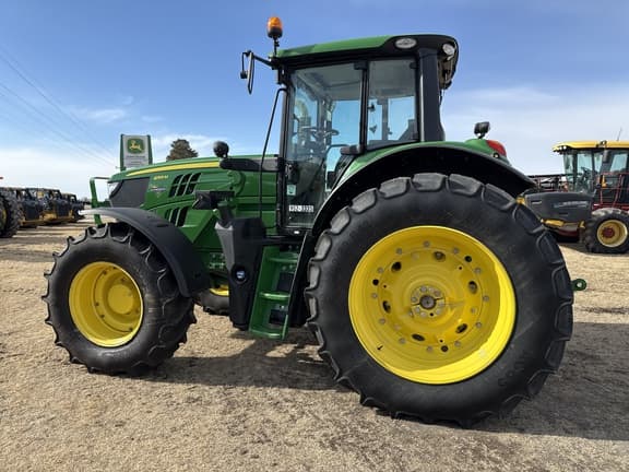 Image of John Deere 6155M equipment image 2