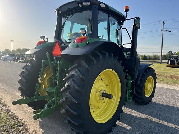 Image of John Deere 6155M equipment image 4