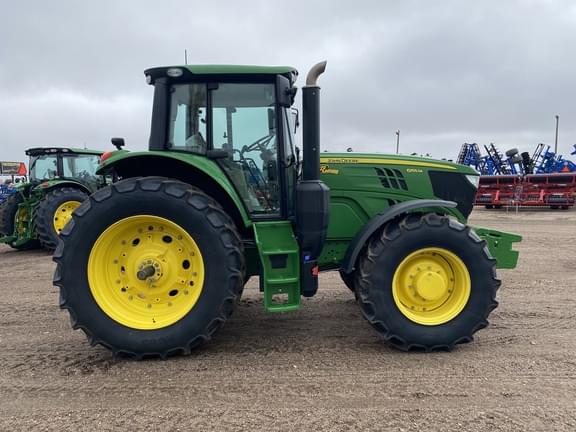 Image of John Deere 6155M equipment image 3