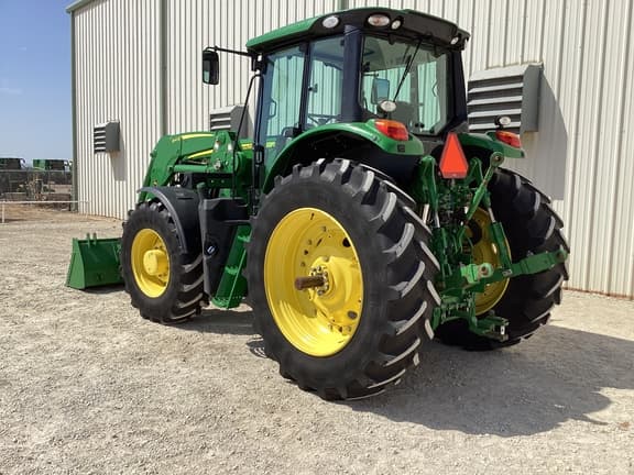 Image of John Deere 6155M equipment image 2