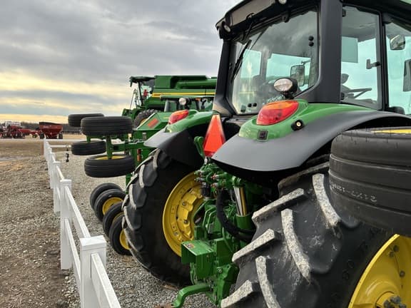 Image of John Deere 6155M equipment image 2