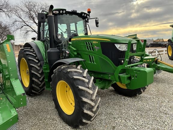 Image of John Deere 6155M equipment image 1