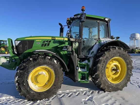 Image of John Deere 6155M equipment image 4