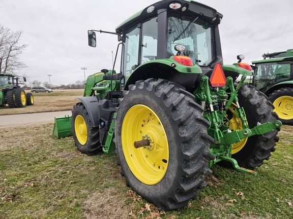 Image of John Deere 6155M equipment image 3