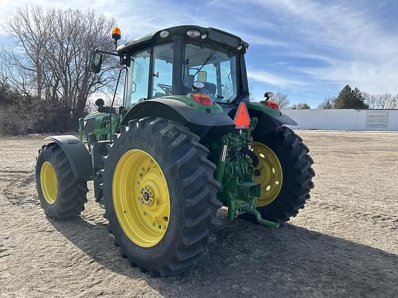 Image of John Deere 6155M equipment image 4