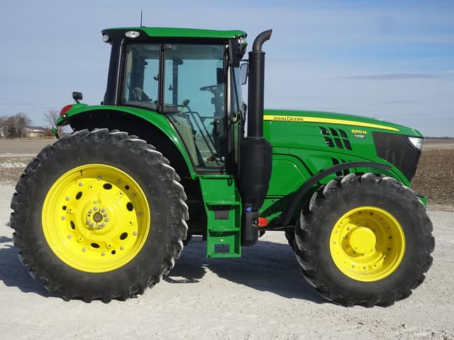 Image of John Deere 6155M equipment image 3