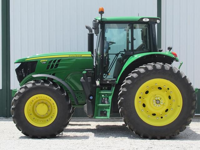Image of John Deere 6155M equipment image 1